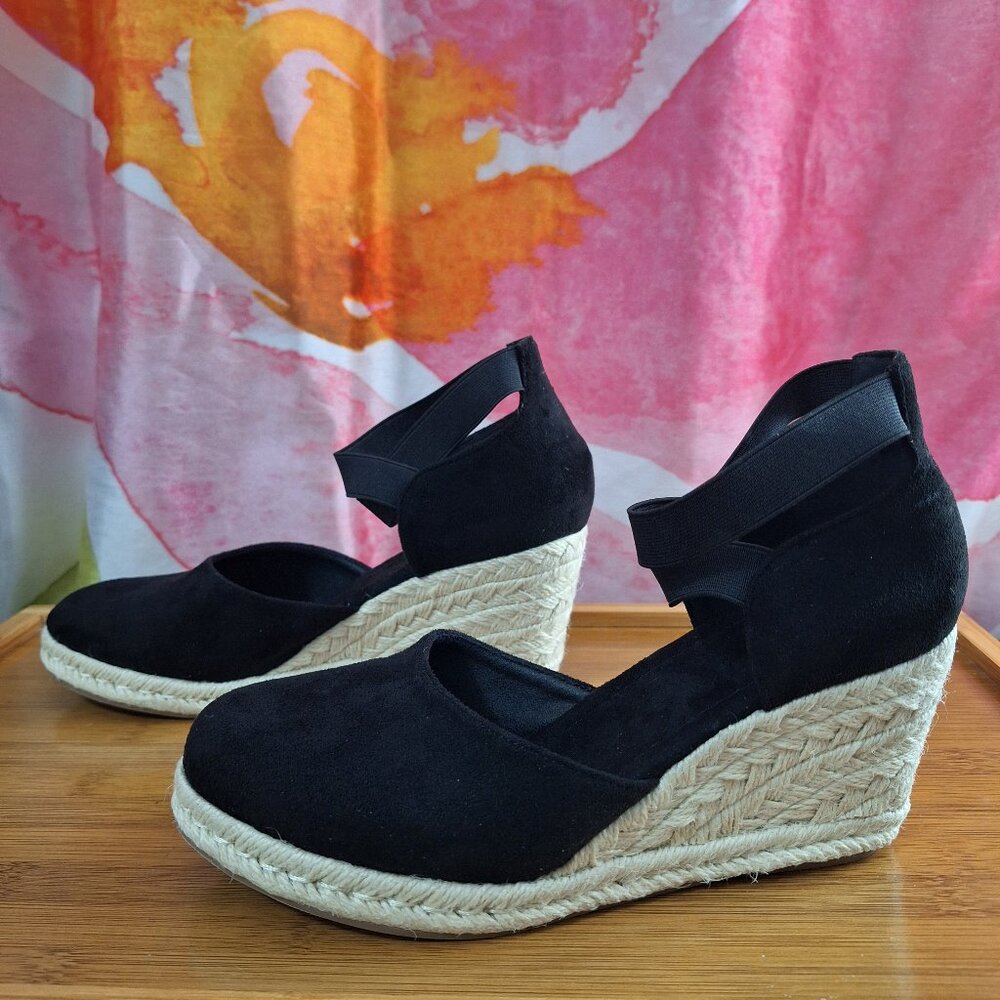 Faux Suede Black Natural Wedge Closed Toe Espadrilles Ankle Straps Size 39 EU - Picture 12 of 15